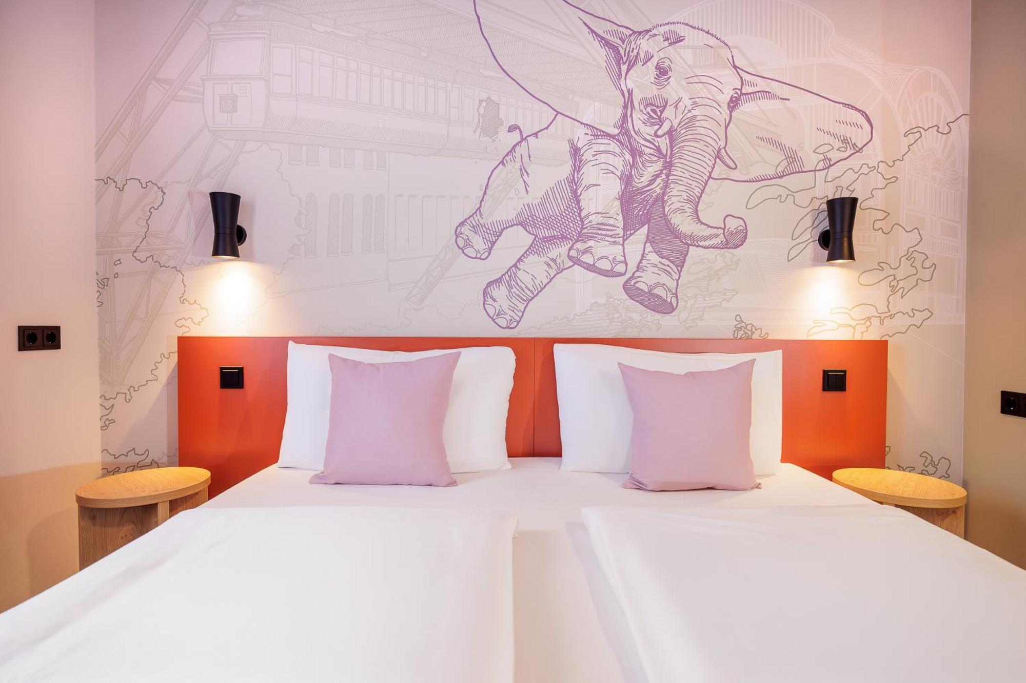 Mcdreams Hotel Wuppertal City Eksteriør billede