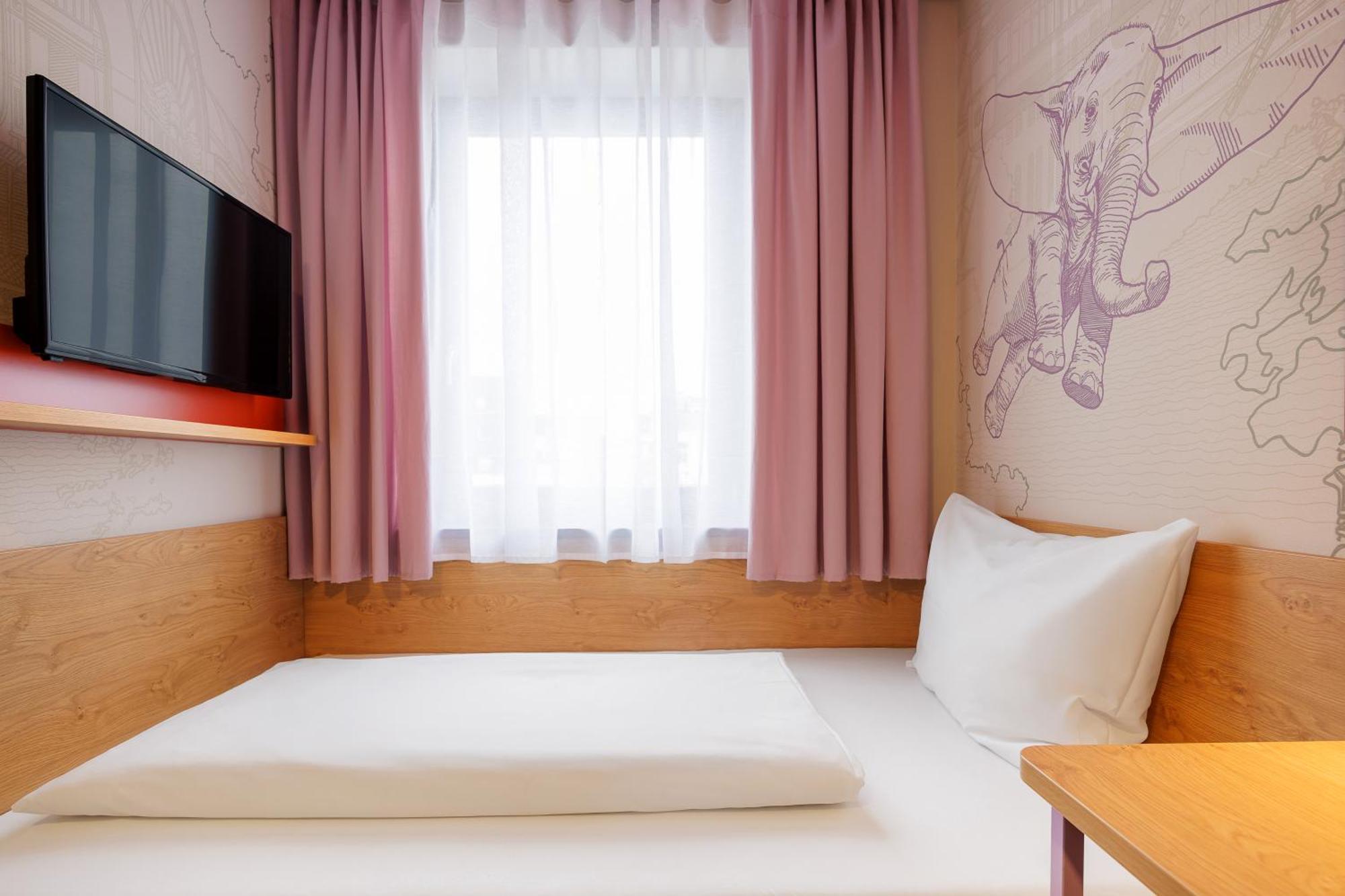 Mcdreams Hotel Wuppertal City Eksteriør billede